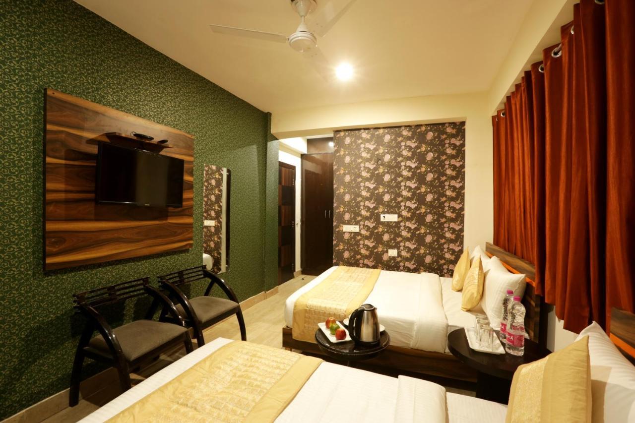 Hotel Airport Star Nueva Delhi Exterior foto