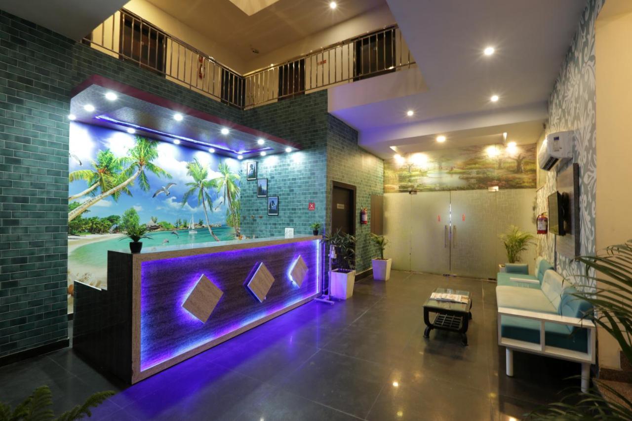 Hotel Airport Star Nueva Delhi Exterior foto